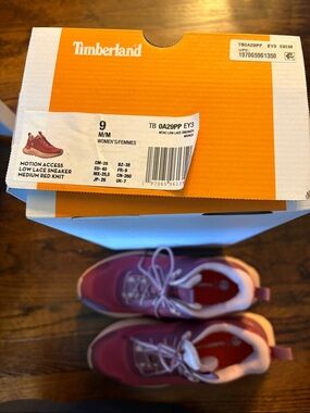 Timberland Women’s Motion Access Low Lace-Up Sneakers